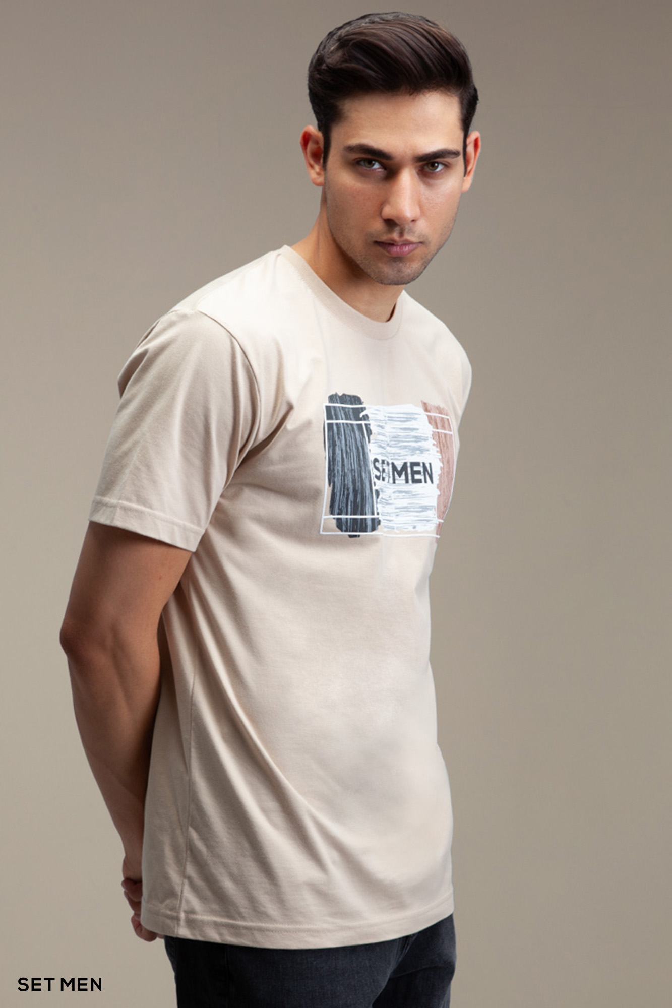 تیشرت طرح زمین تنیس