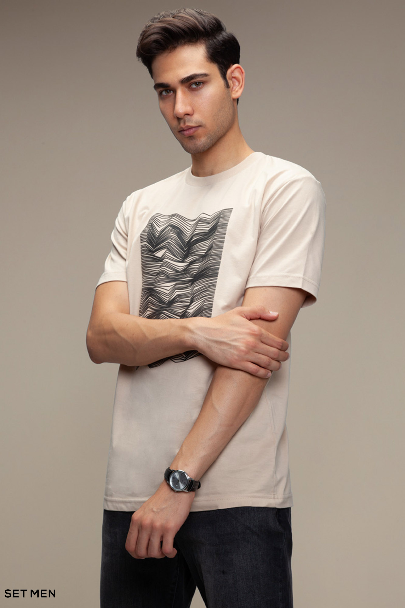 تیشرت چاپ مینیمال