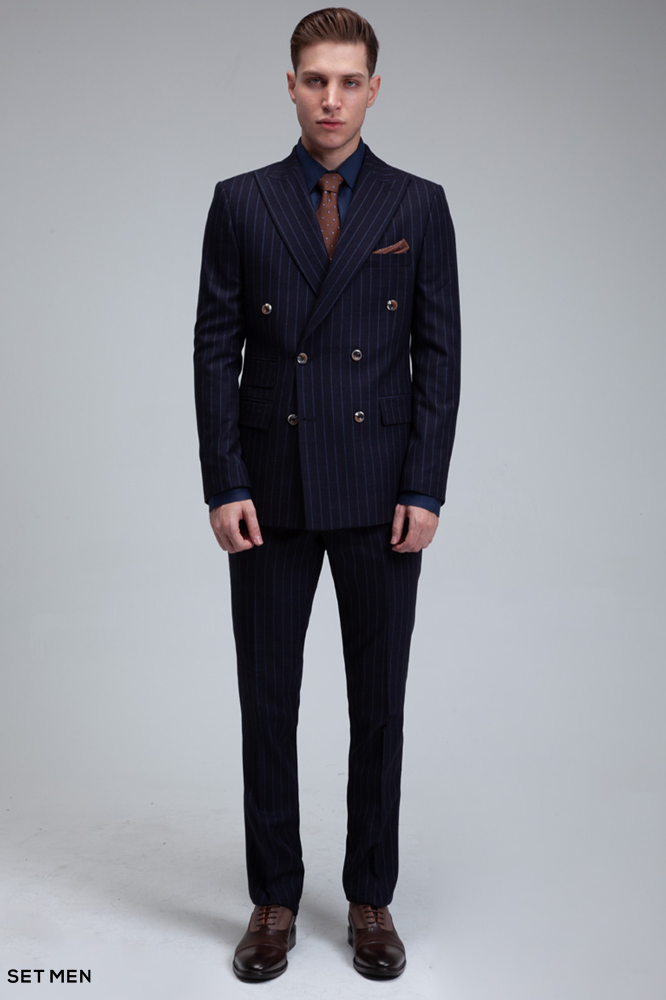 کت و شلوار مردانه دیپلمات شش دکمه