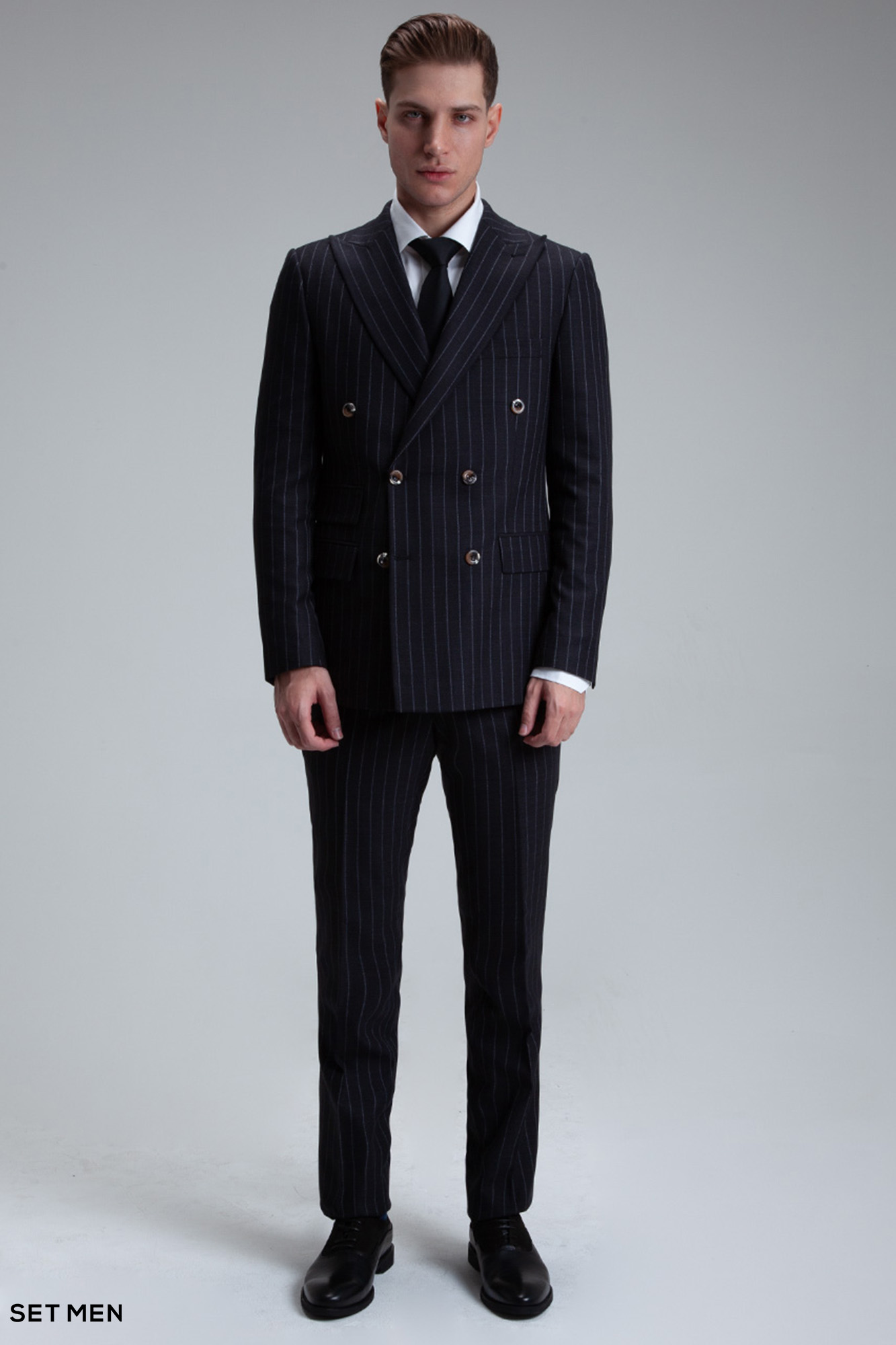 کت و شلوار مردانه دیپلمات شش دکمه