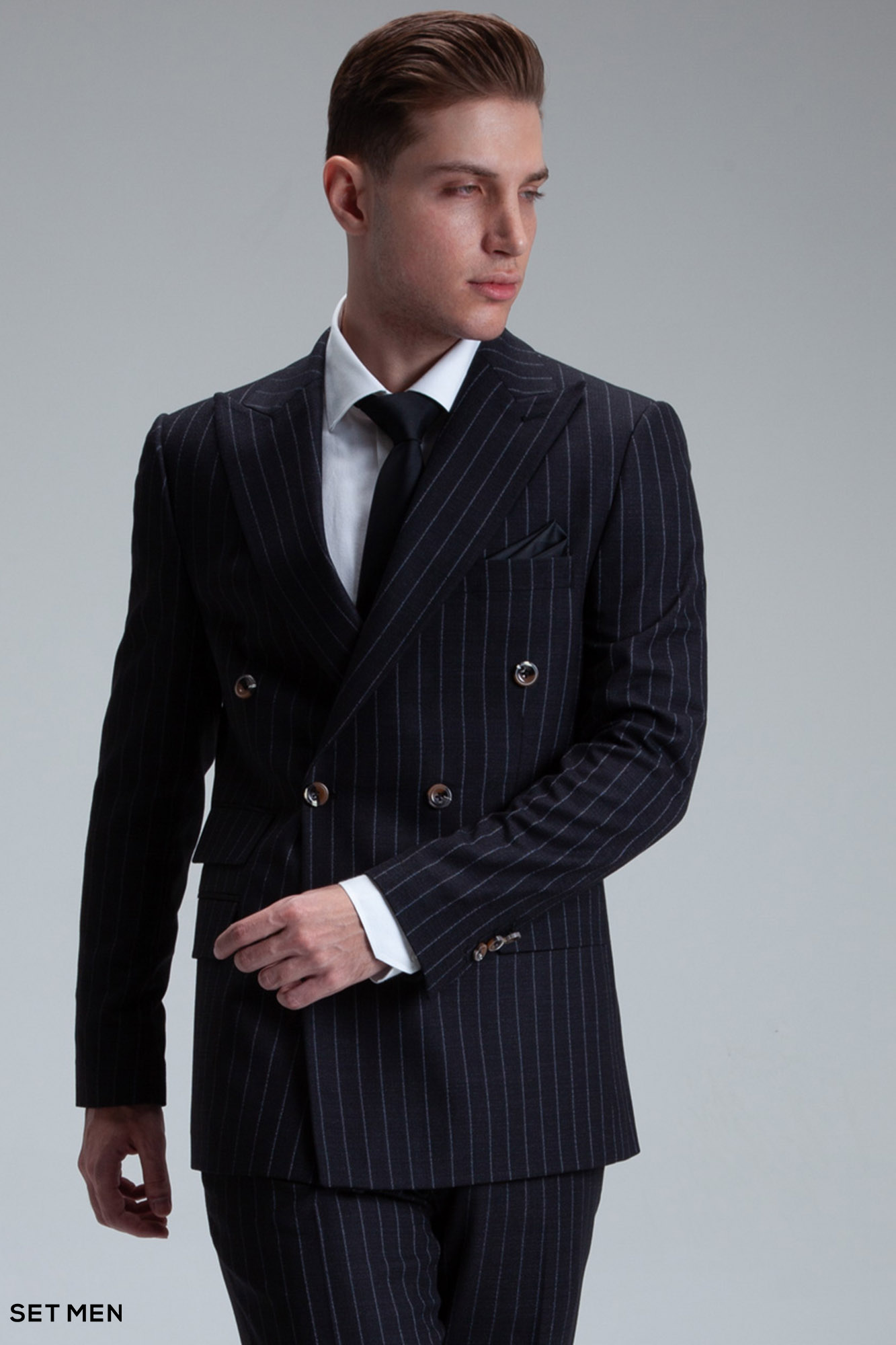 کت و شلوار مردانه دیپلمات شش دکمه