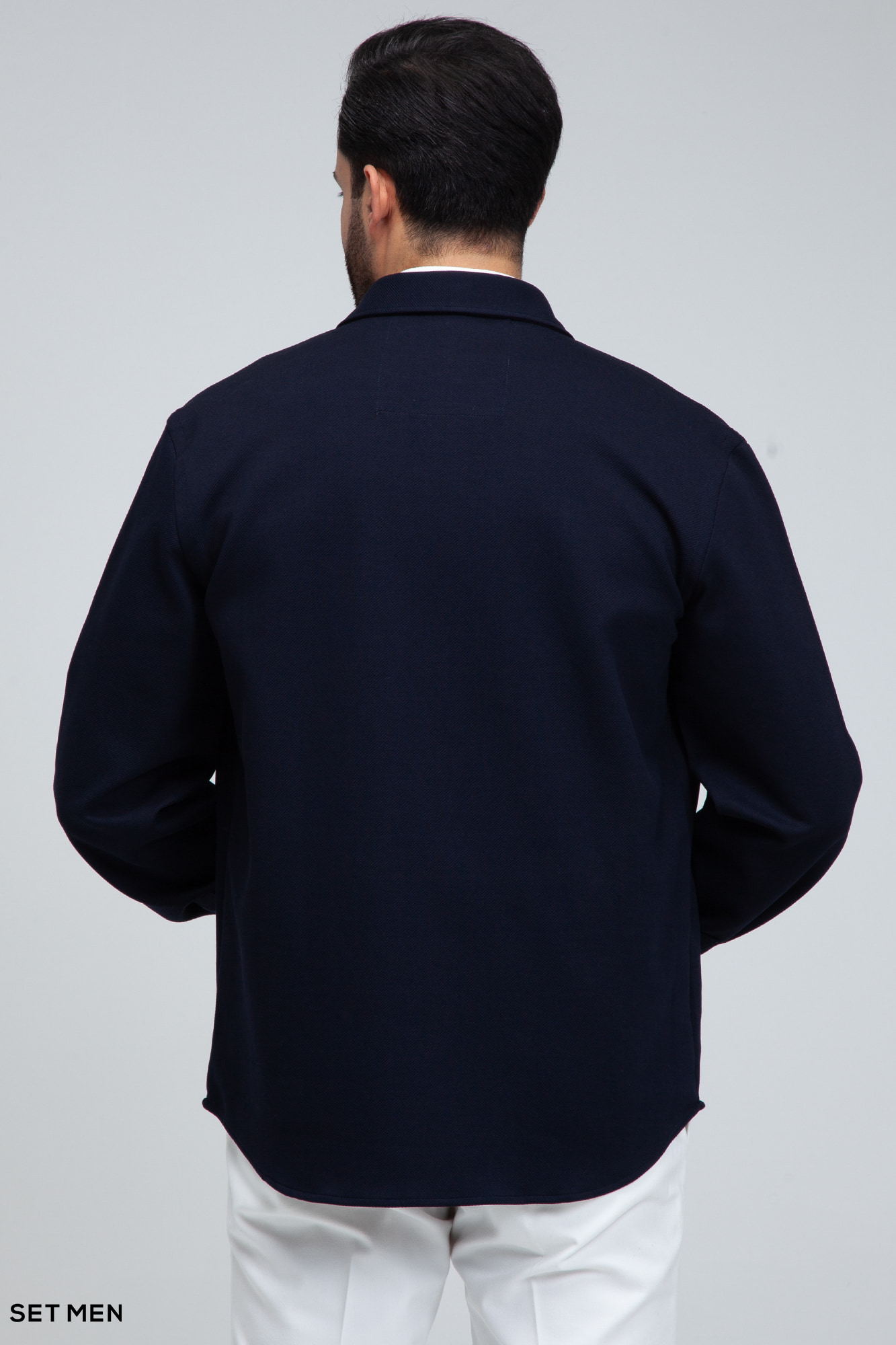 شکت دکمه دار