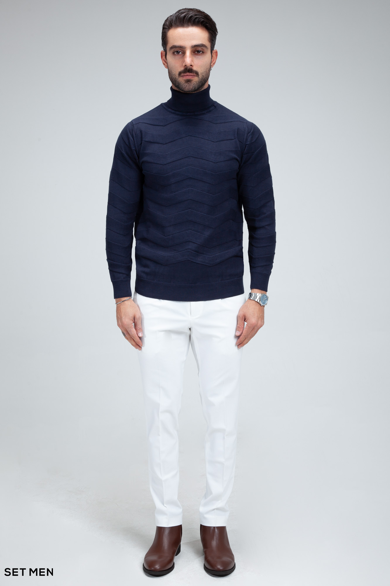 بافت یقه اسکی طرح دار