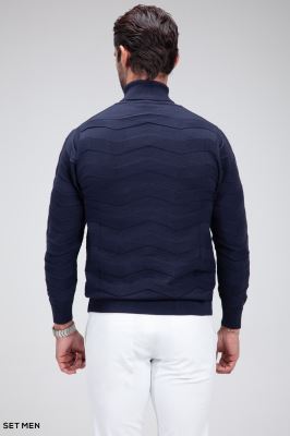 بافت یقه اسکی طرح دار