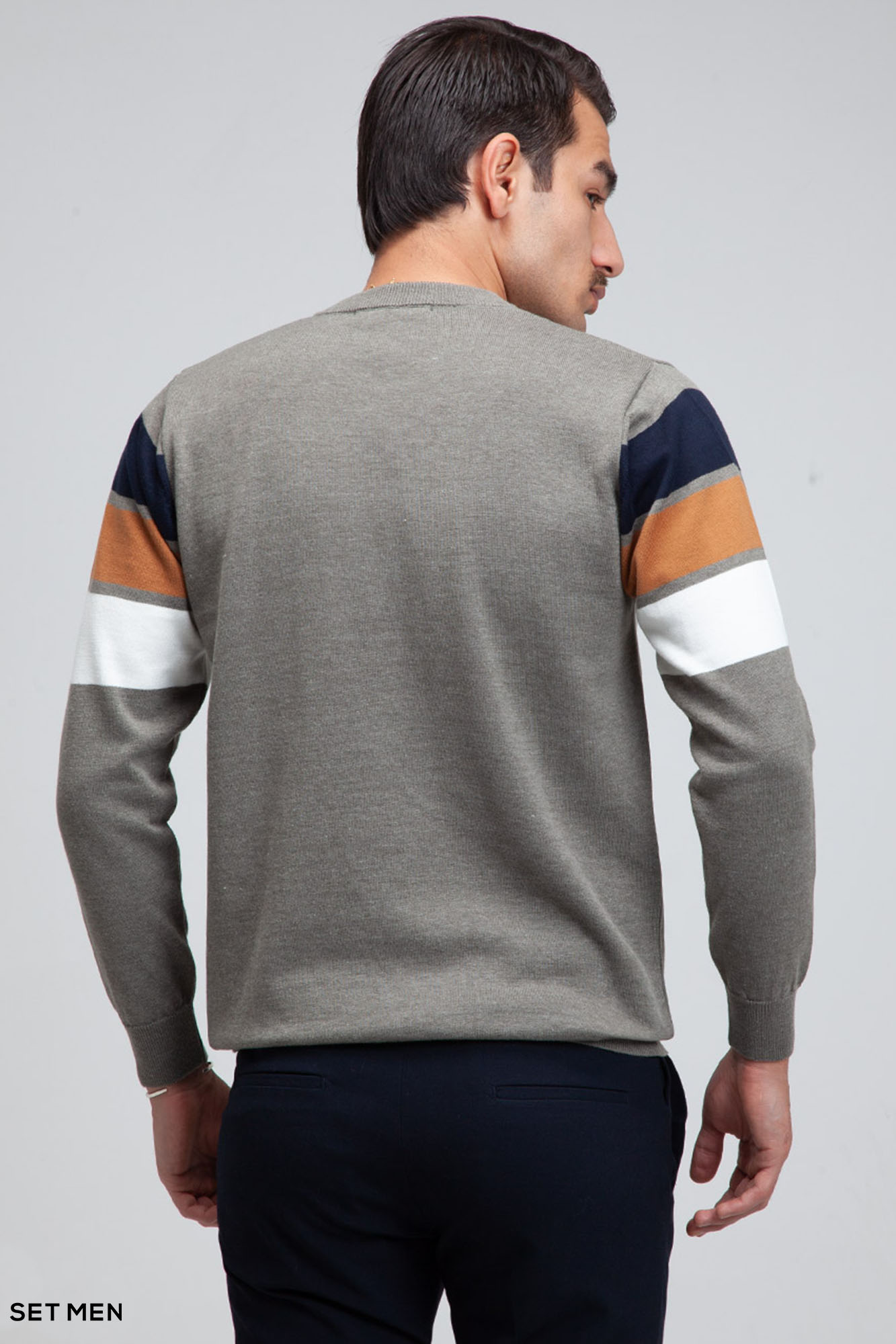 بافت یقه گرد سه خط