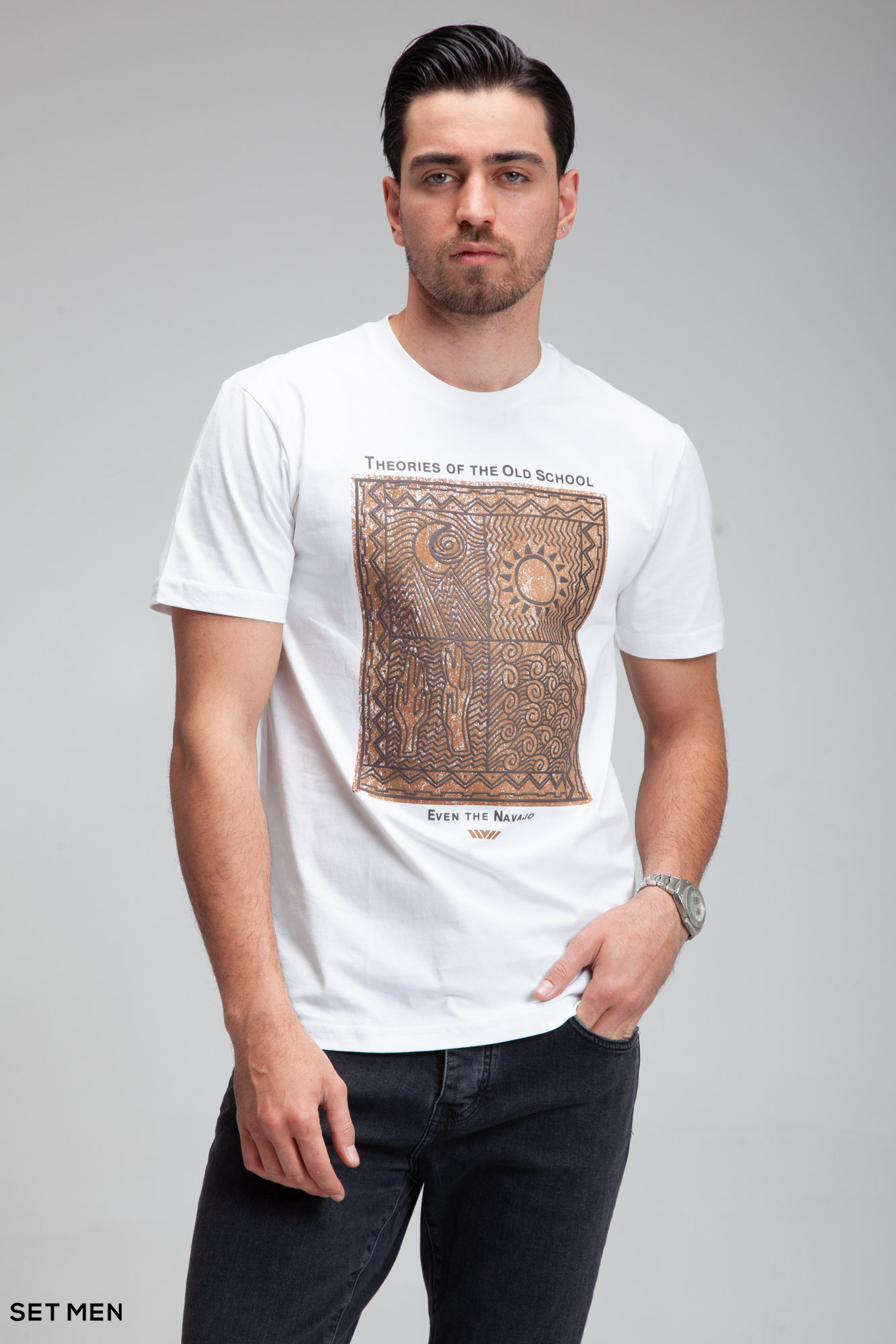 تیشرت یقه گرد چاپی