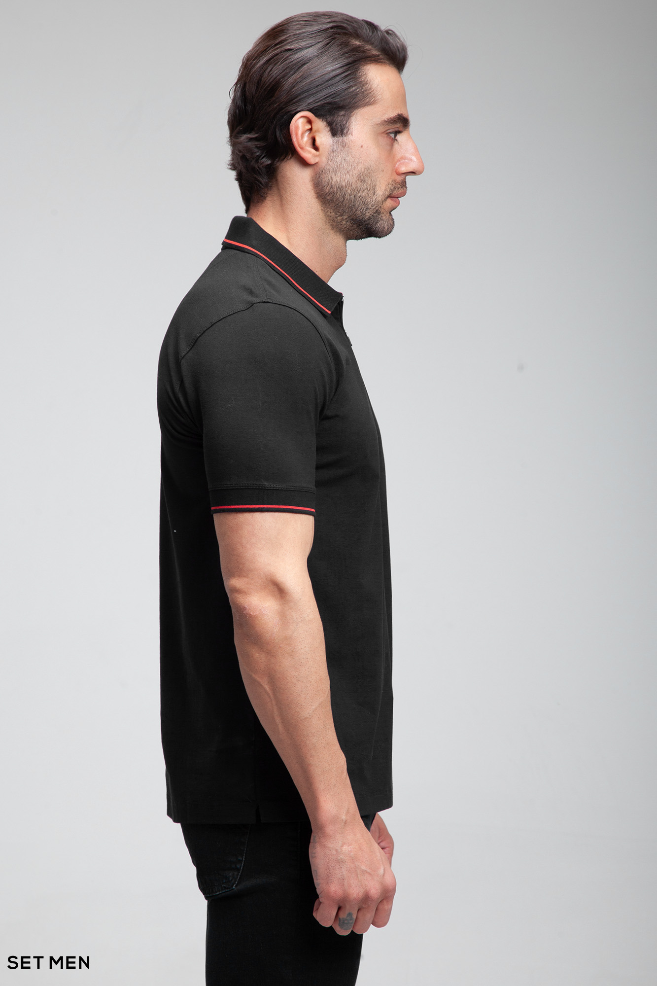 تیشرت یقه دار نیم زیپ