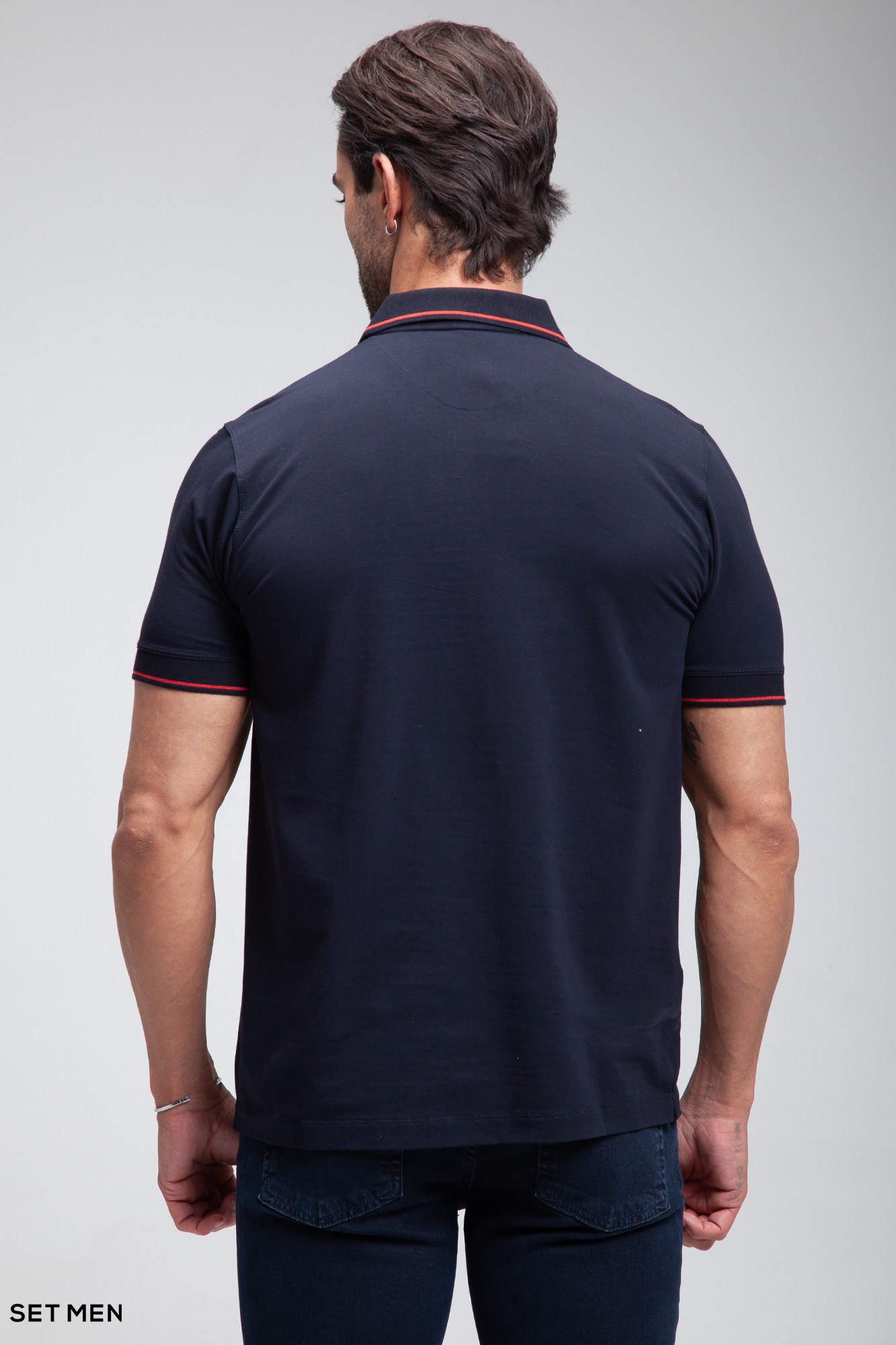 تیشرت یقه دار نیم زیپ