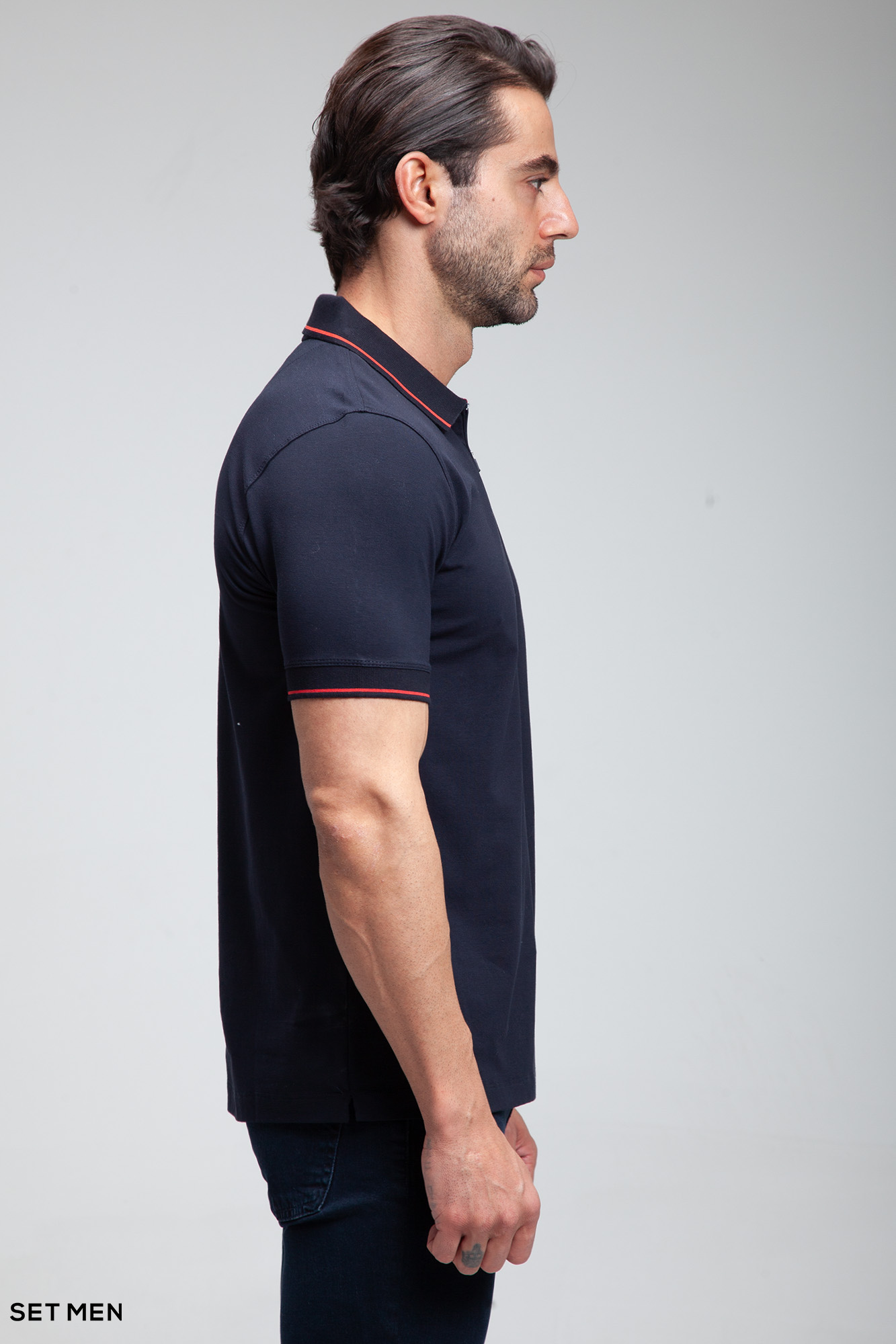 تیشرت یقه دار نیم زیپ