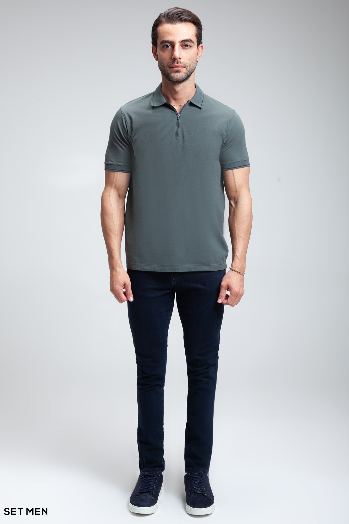 تیشرت یقه دار نیم زیپ