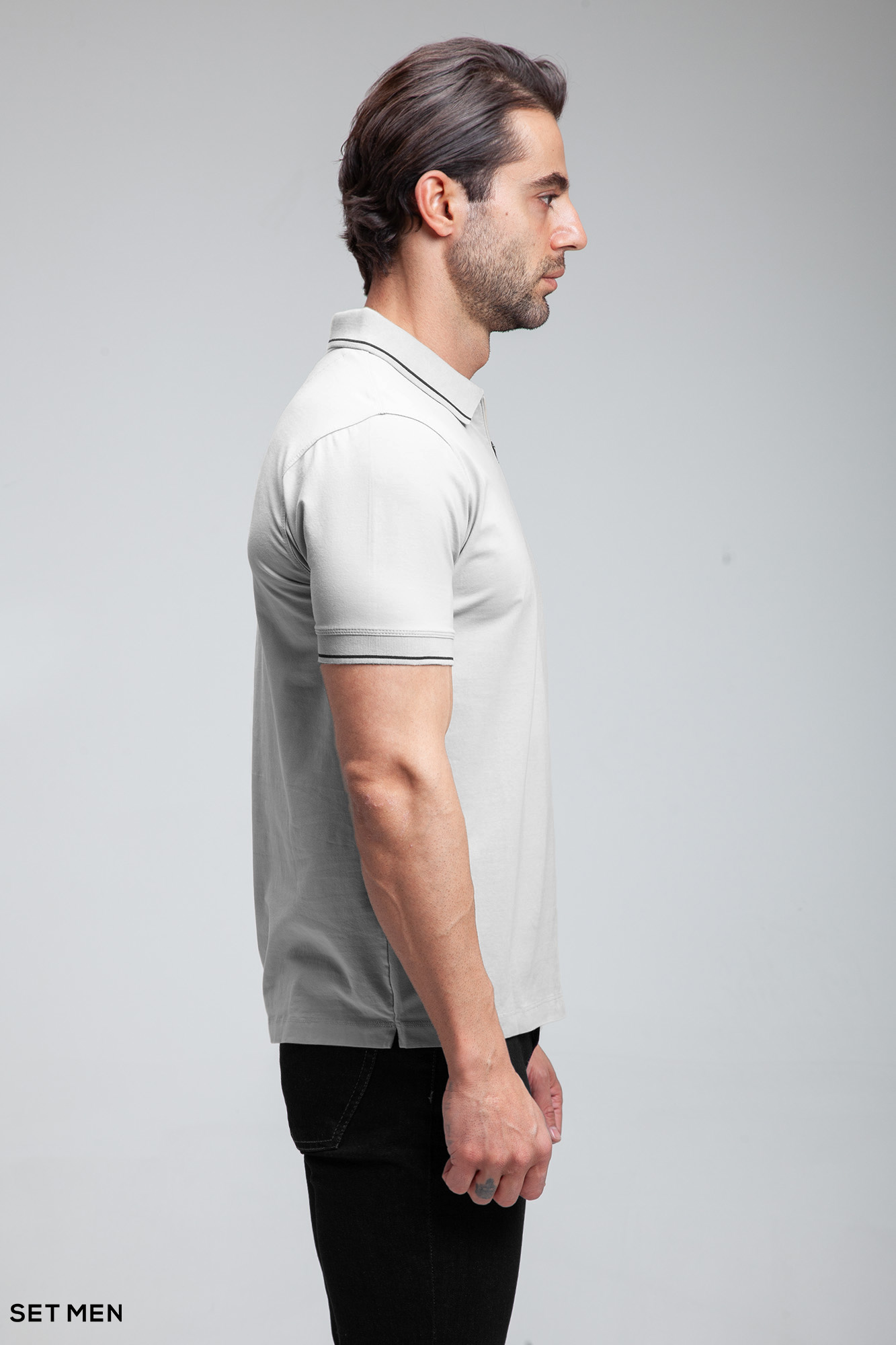 تیشرت یقه دار نیم زیپ