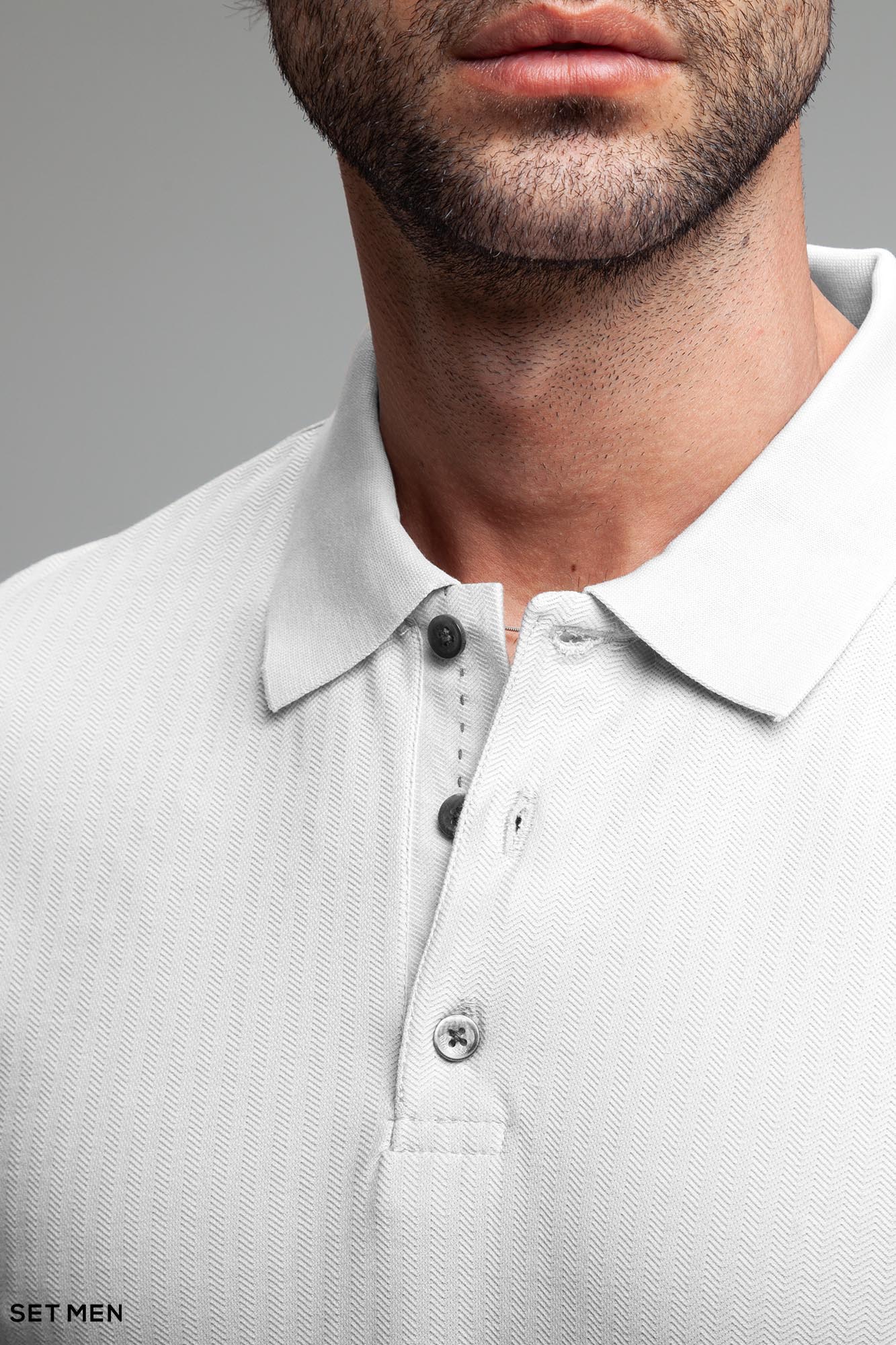 تیشرت یقه دارجناغی