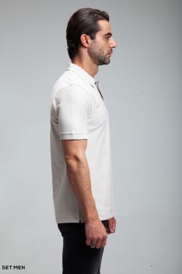 تیشرت یقه دارجناغی