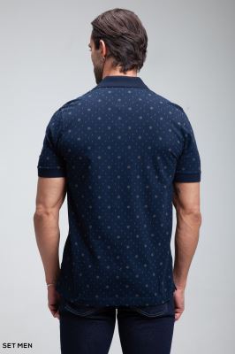 تیشرت یقه دارطرح دار