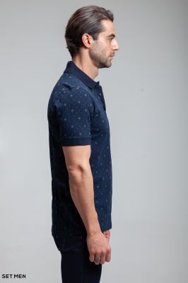 تیشرت یقه دارطرح دار