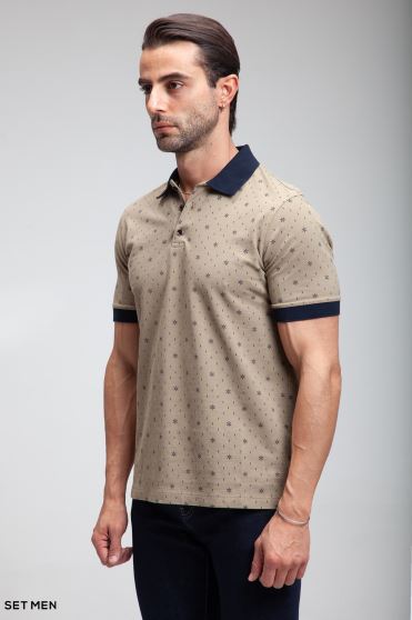 تیشرت یقه دارطرح دار