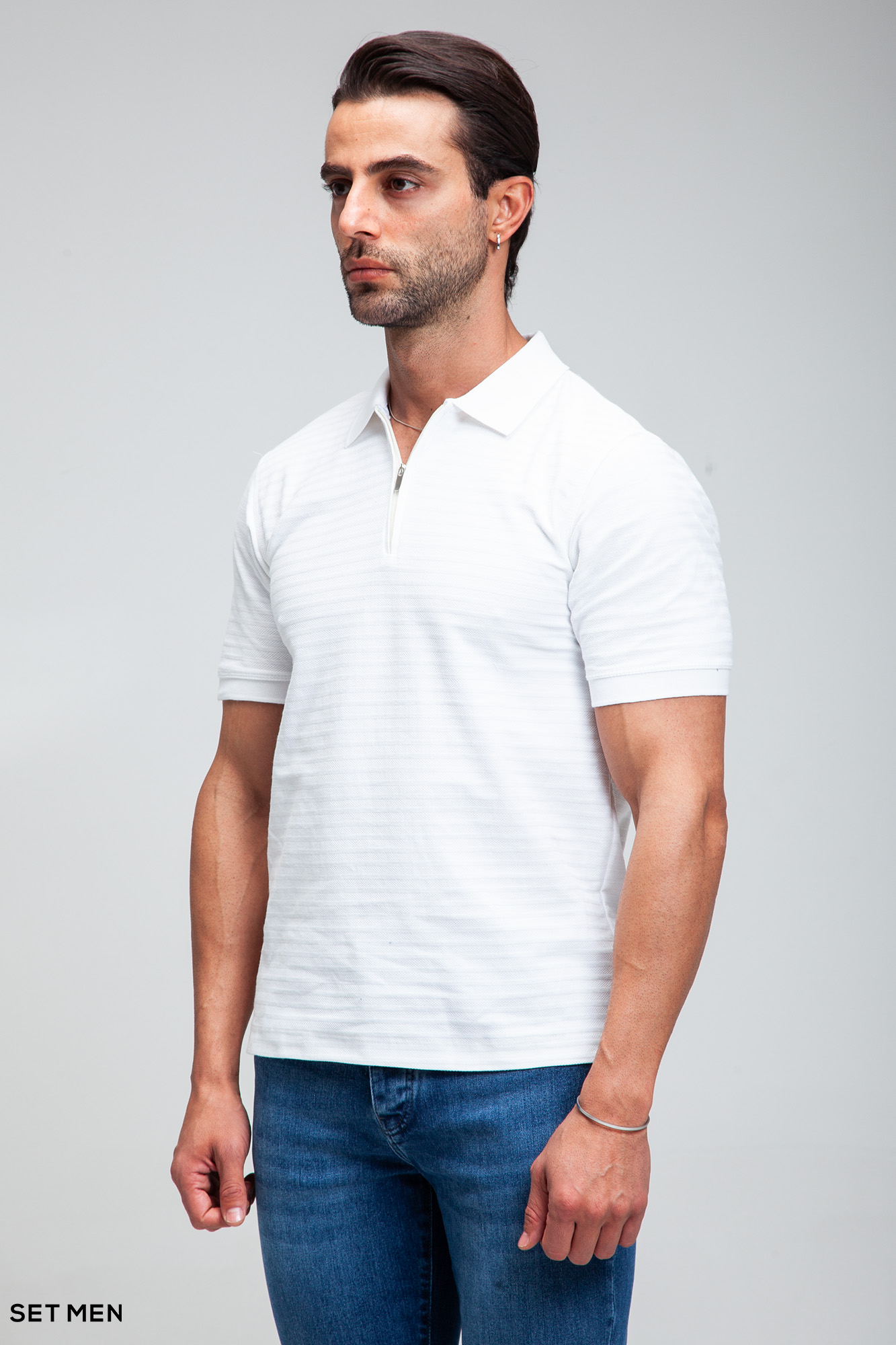 تیشرت یقه دارنیم زیپ بافت