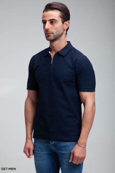 تیشرت یقه دارنیم زیپ بافت