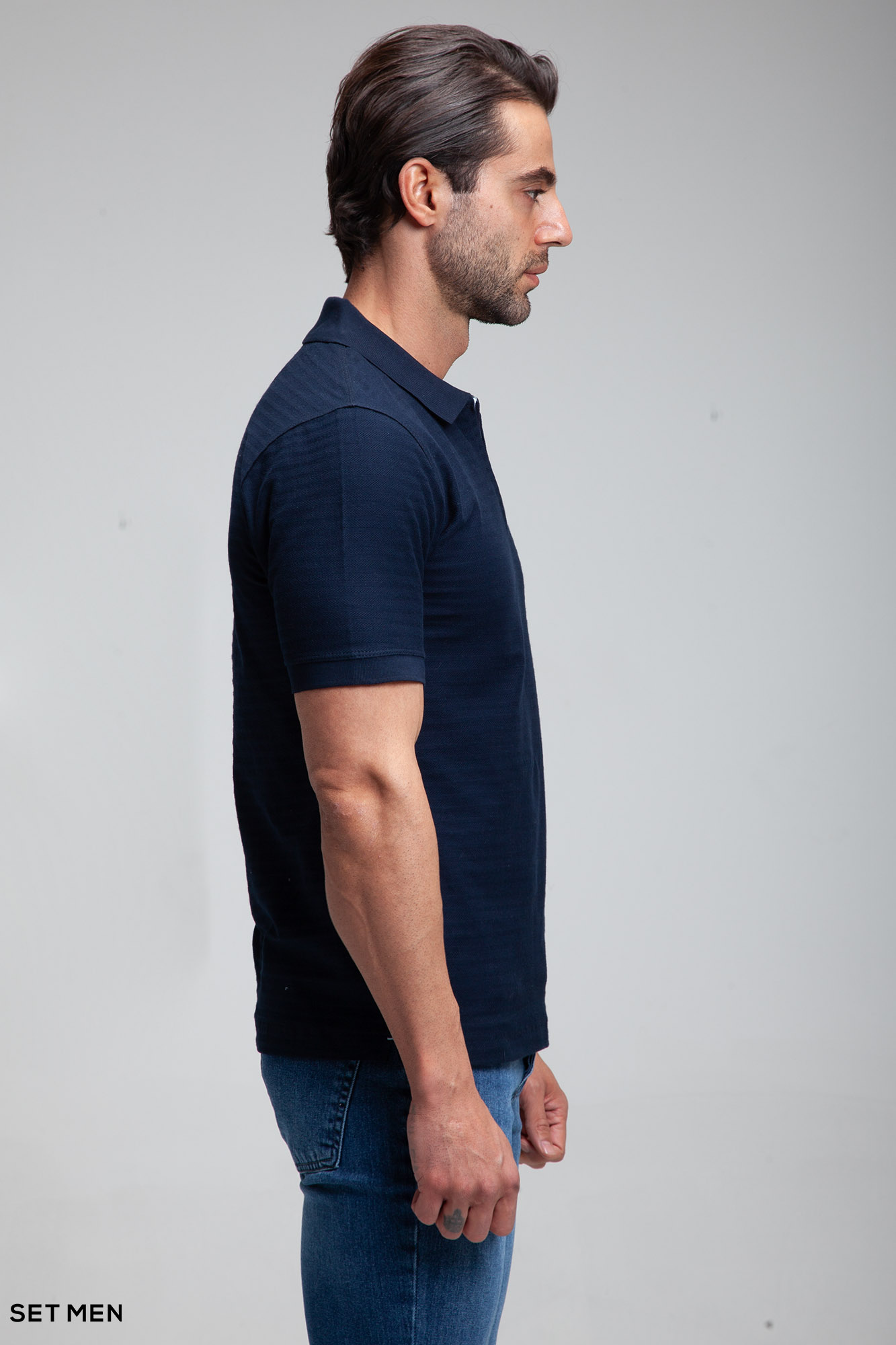 تیشرت یقه دارنیم زیپ بافت