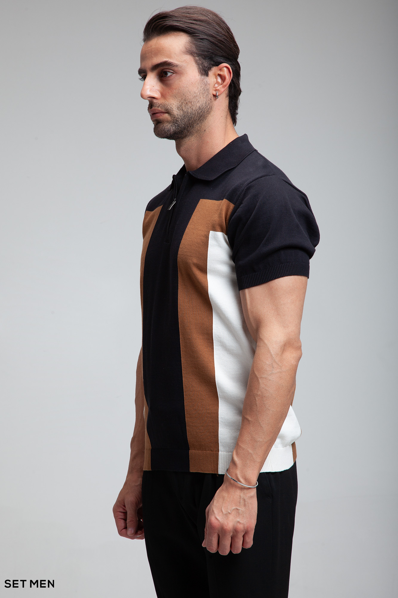 تیشرت یقه دارنیم زیپ بافت