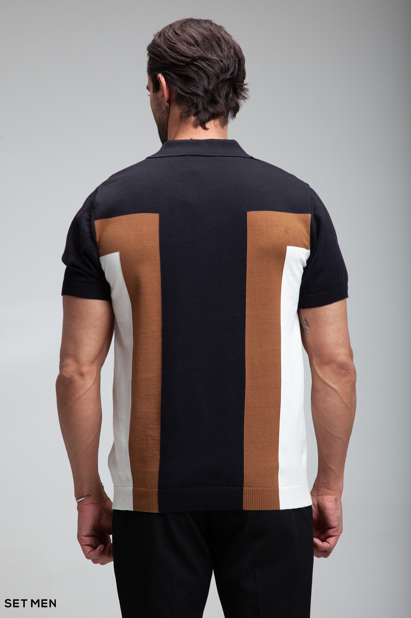 تیشرت یقه دارنیم زیپ بافت