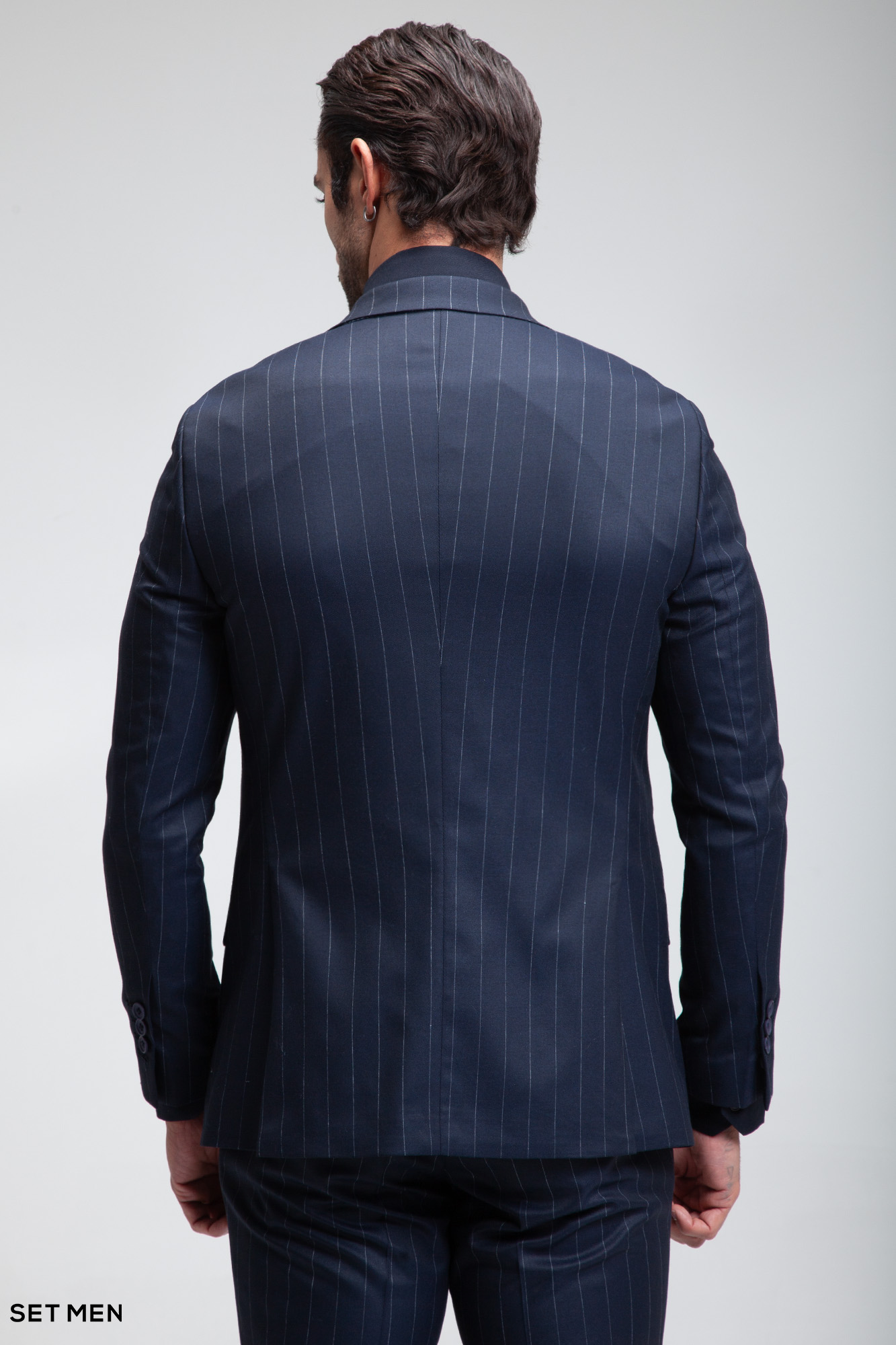 کت و شلوار مردانه شش دکمه دیپلمات