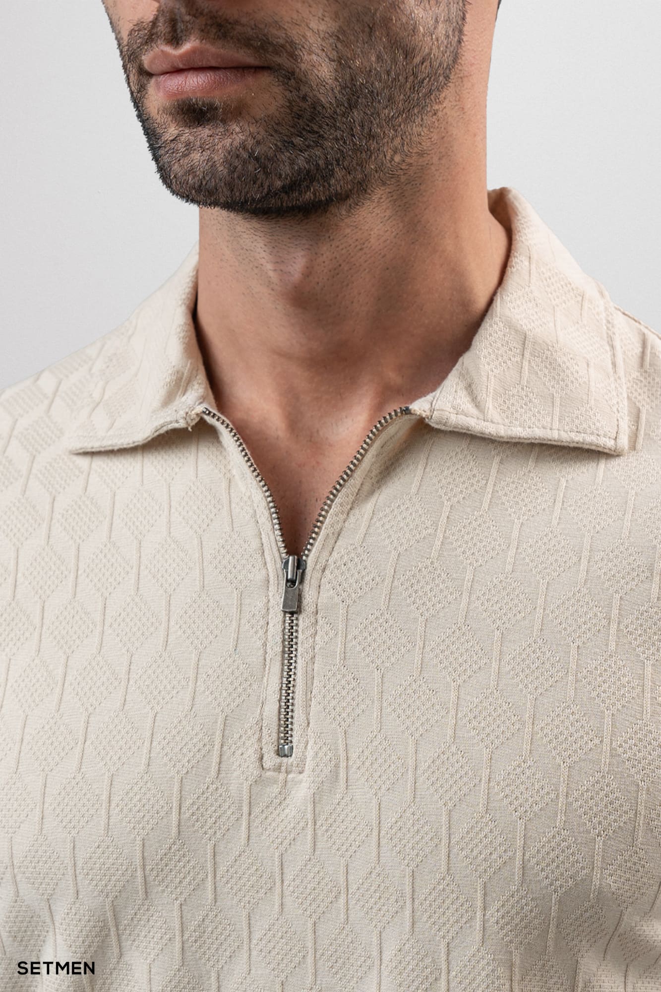 تیشرت یقه نیم زیپ ژاکارد