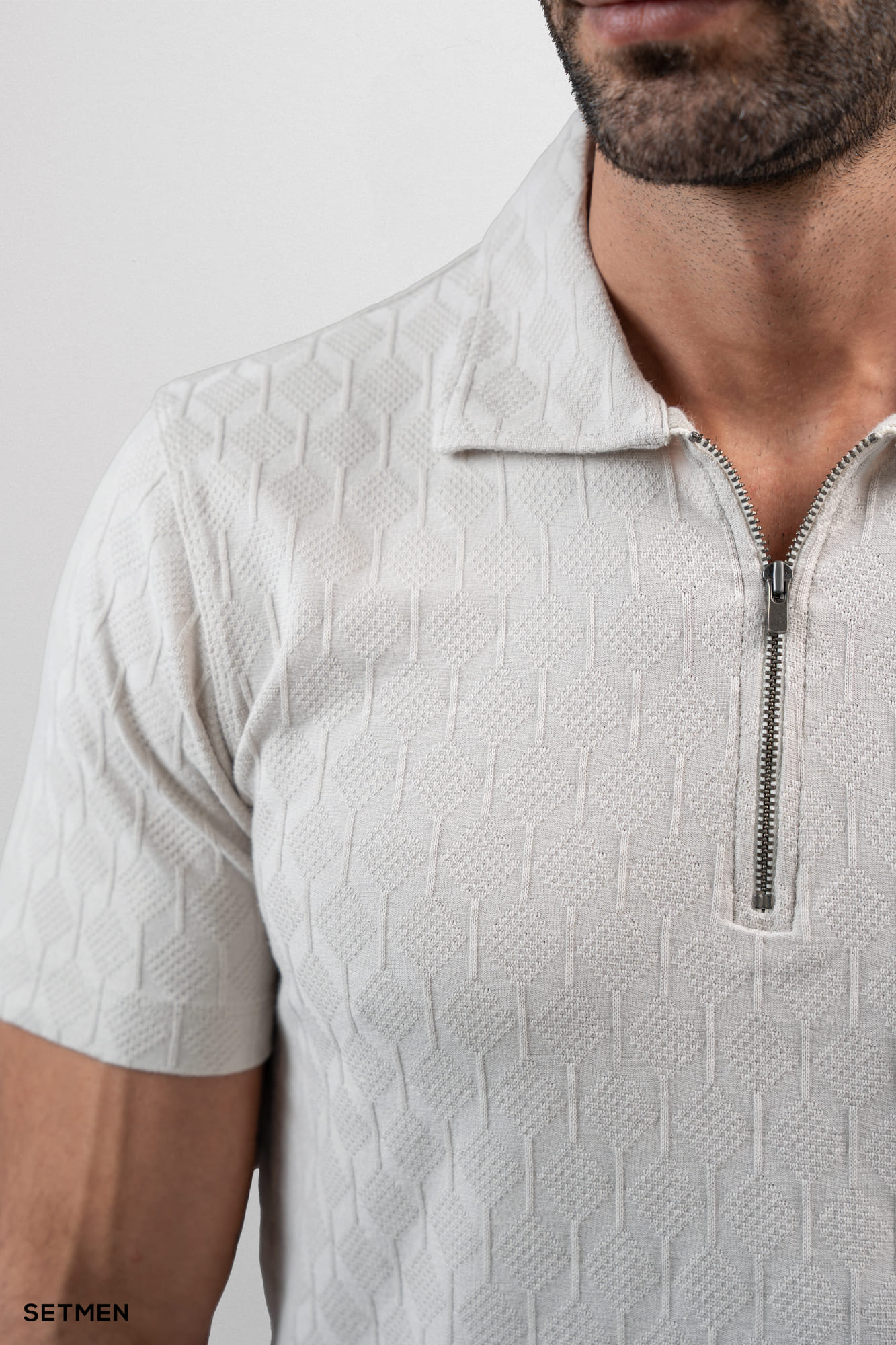 تیشرت یقه نیم زیپ ژاکارد