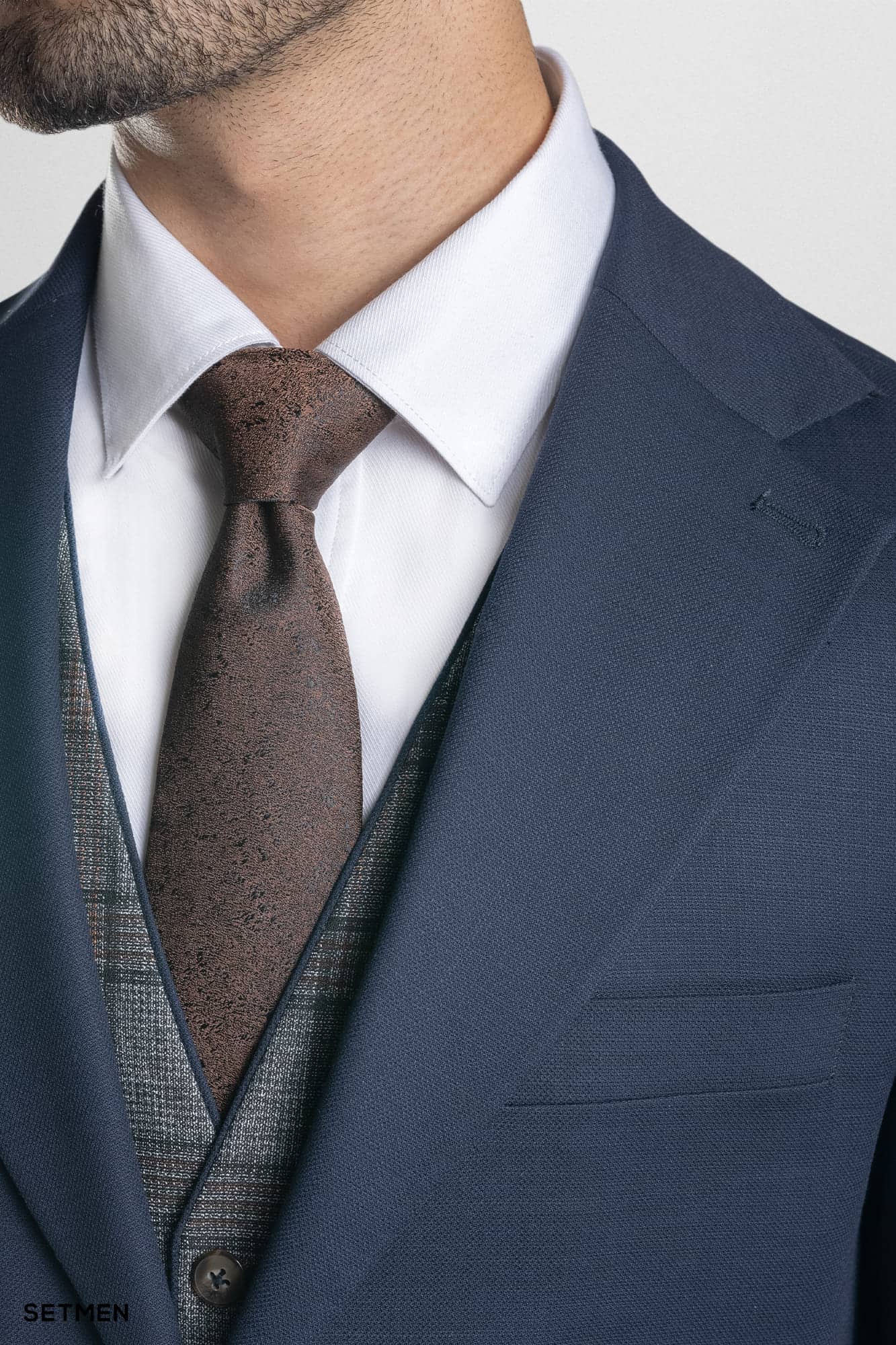 کت و شلوار مردانه سه تکه یقه انگلیسی ژیله دورو