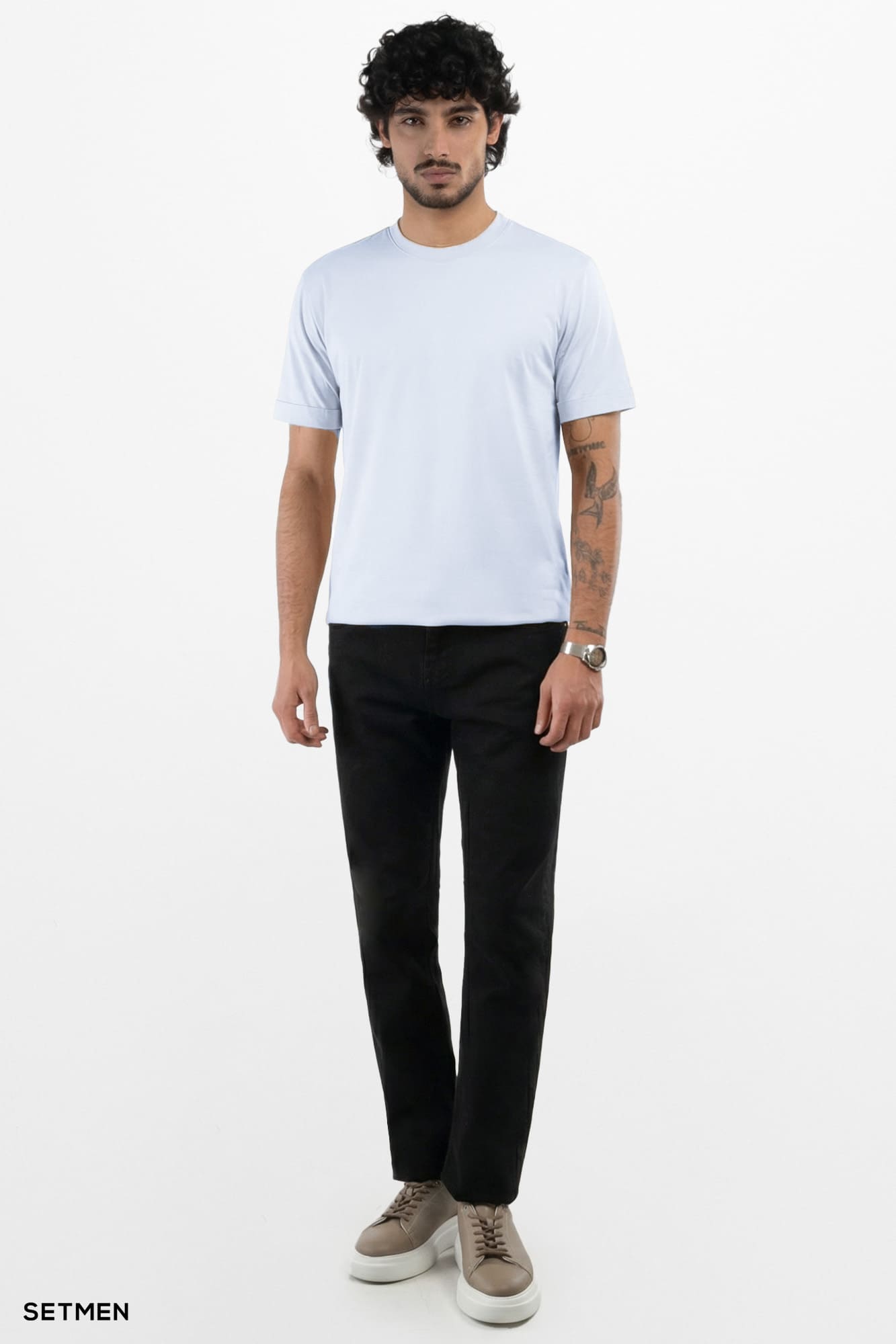 تیشرت یقه گرد آستین کوتاه