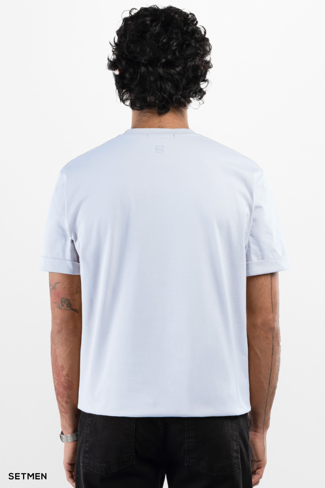 تیشرت یقه گرد آستین کوتاه