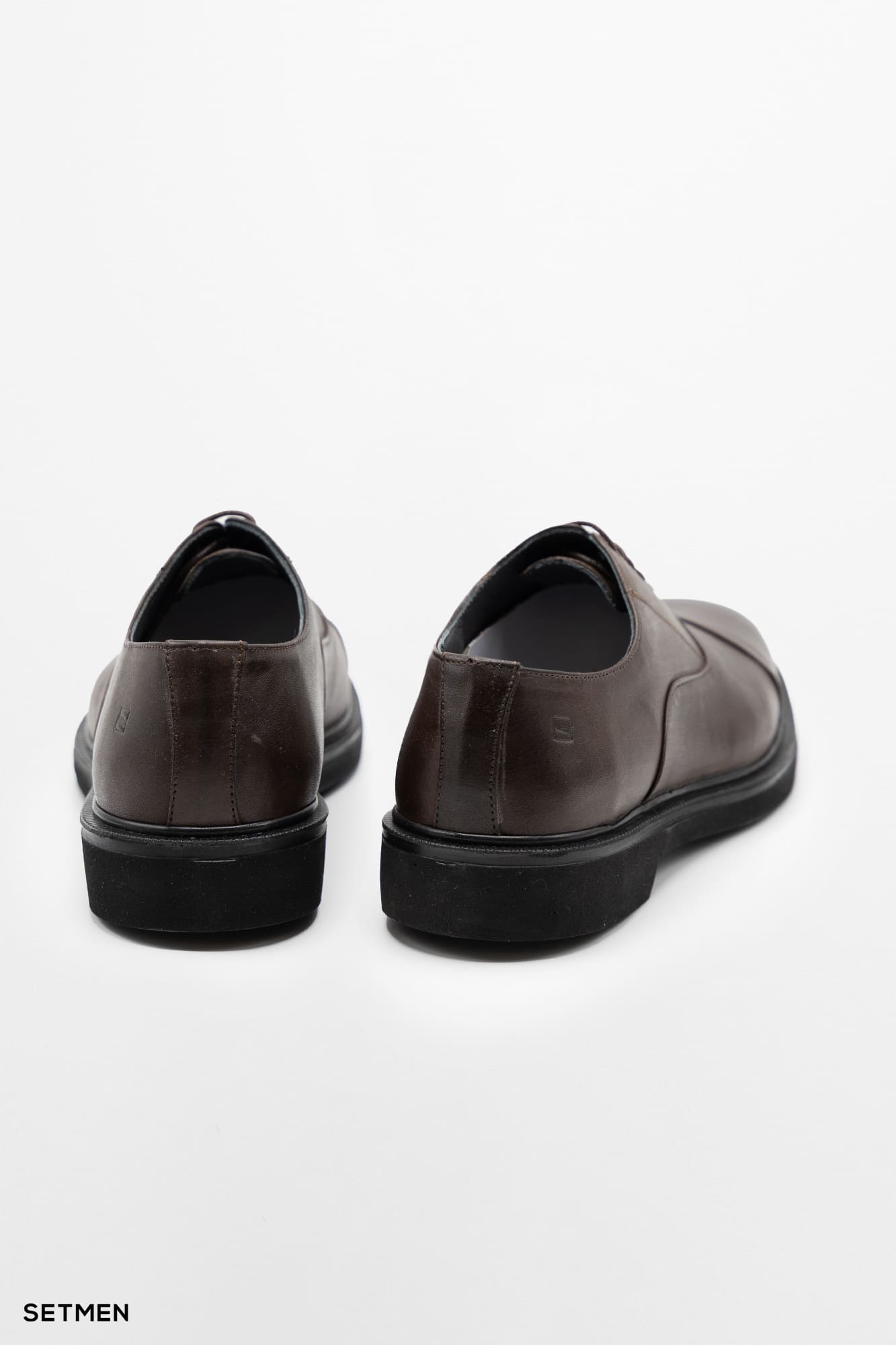 کفش مردانه چرم کلاسیک برت