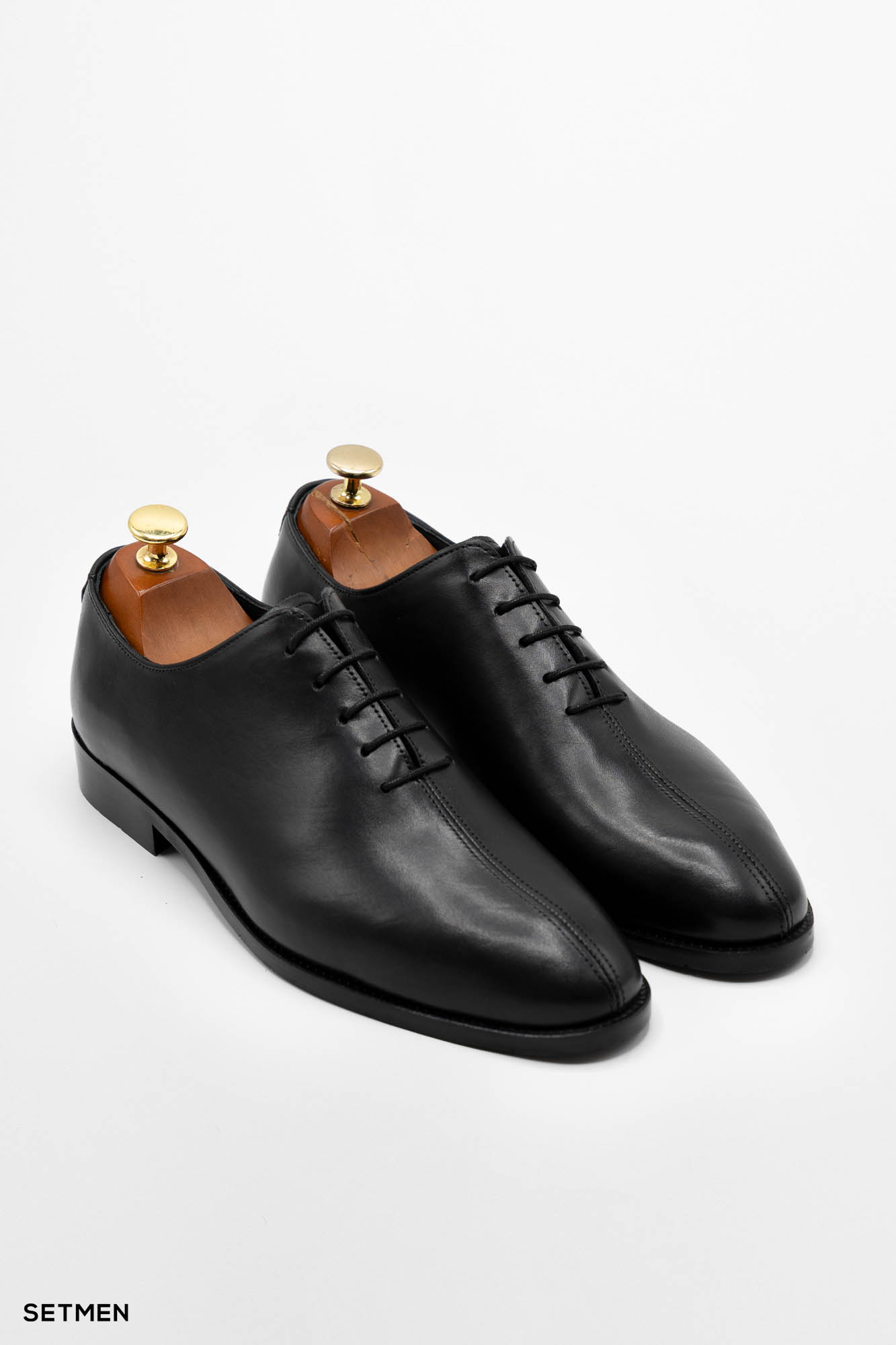 کفش مردانه چرم کلاسیک بنددار