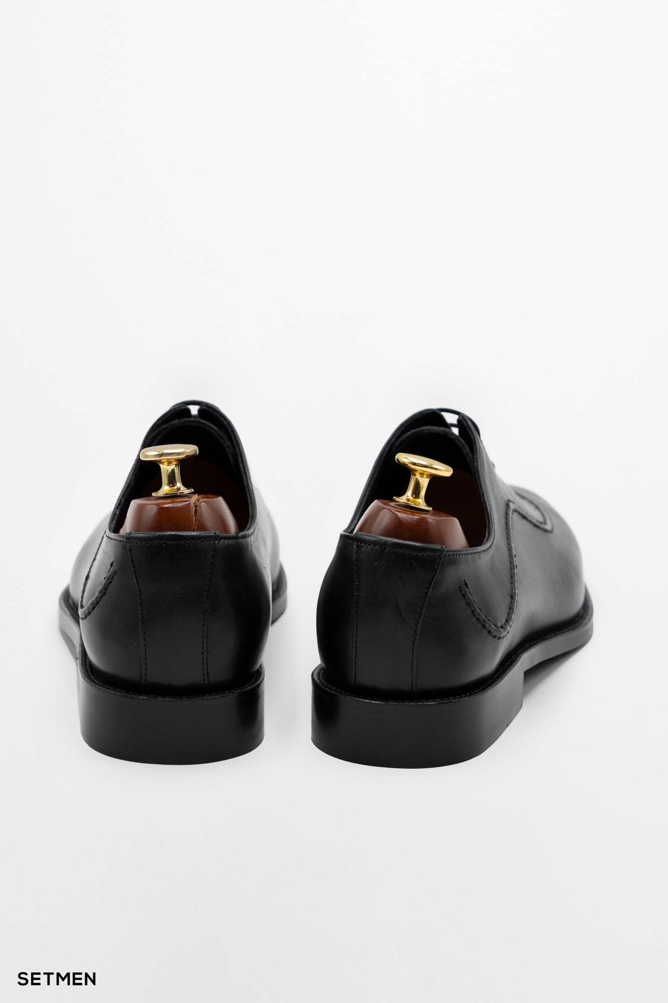 کفش مردانه چرم کلاسیک بنددار