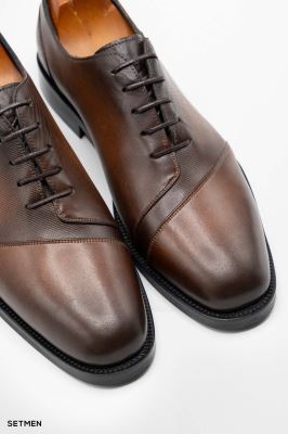 کفش مردانه چرم کلاسیک بنددار