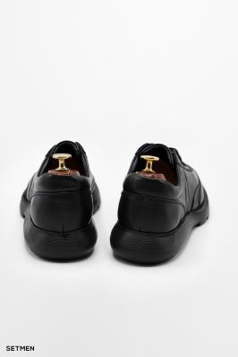 کفش کتانی مردانه