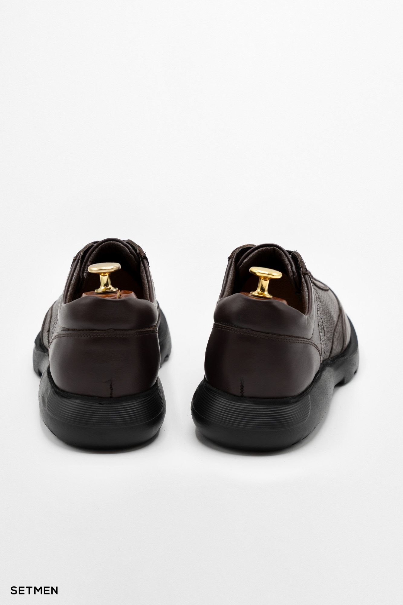 کفش کتانی مردانه