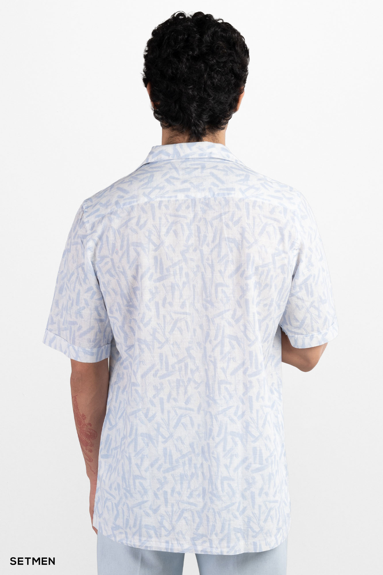 پیراهن مردانه آستین کوتاه یقه انگلیسی هاوایی